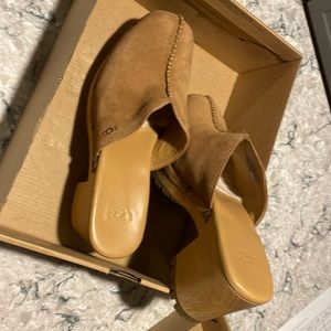 Ugg mules, chestnut suede, fleece-lining